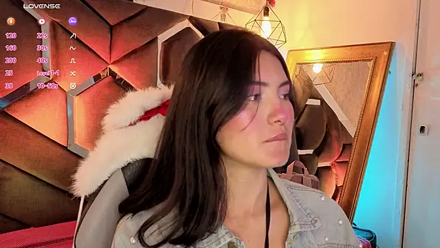 Brandy collinss online show from 04-04-26, 11:28