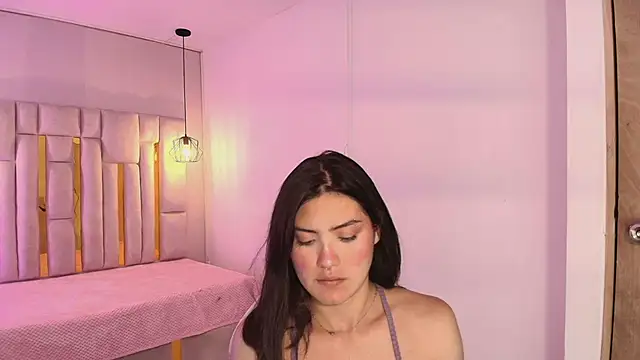 Brandy collinss online show from 04-11-26, 06:33