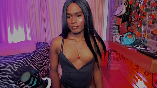 LaGoldenBitch online show from 03-22-26, 06:53