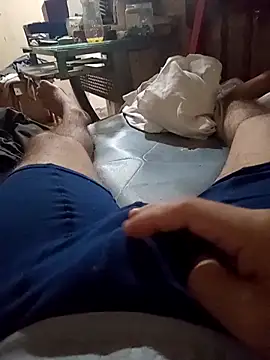 Snapshot of azael_51 chatting on 11-17-25, 05:17 azael 51 online show from 11-17-25, 05:17