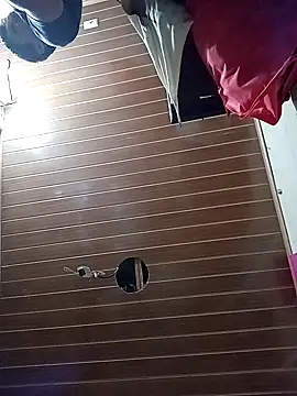 Snapshot of azael_51 chatting on 11-16-25, 04:23 azael 51 online show from 11-16-25, 04:23