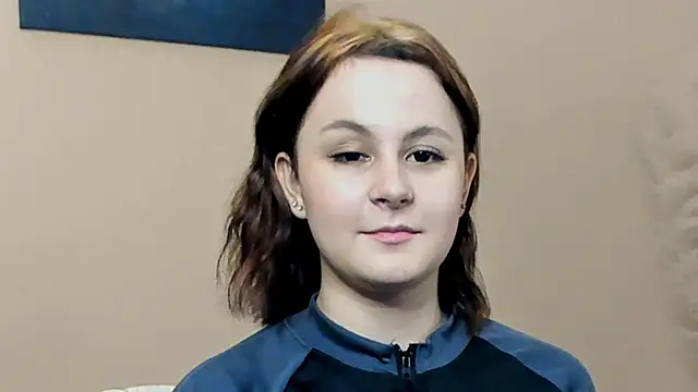 TrudieSimril online show from 11-13-25, 03:49