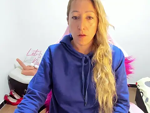 chrystal sl852 online show from 12-01-25, 10:27