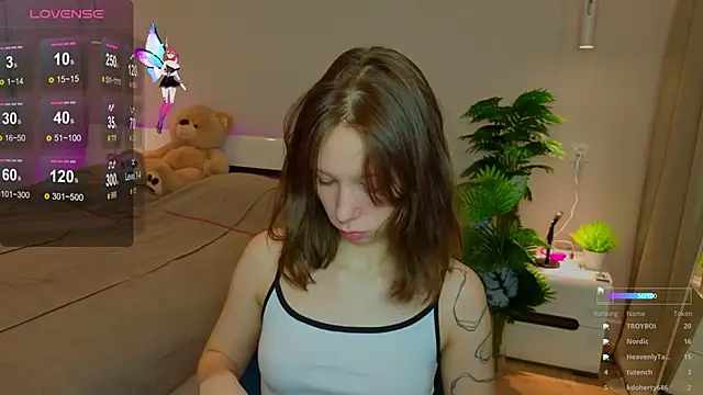 LilyPoetry  online show from 12-03-25, 11:20