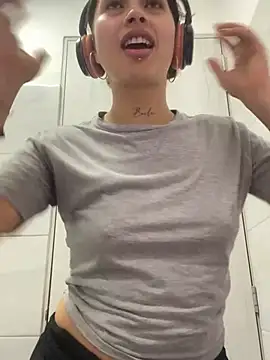 Dreana online show from 01-15-26, 02:53