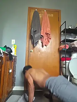 piggylatino online show from 06-18-26, 10:48