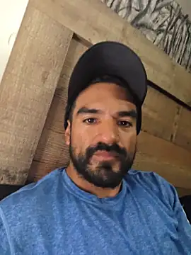 piggylatino online show from 04-15-26, 06:08