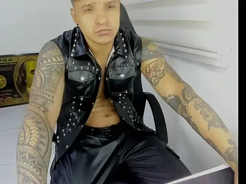 master leather online show from 03-10-26, 01:15