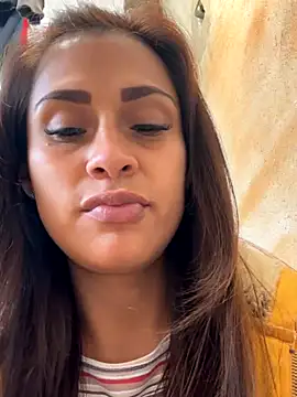 valeria absurdah online show from 11-29-25, 07:36