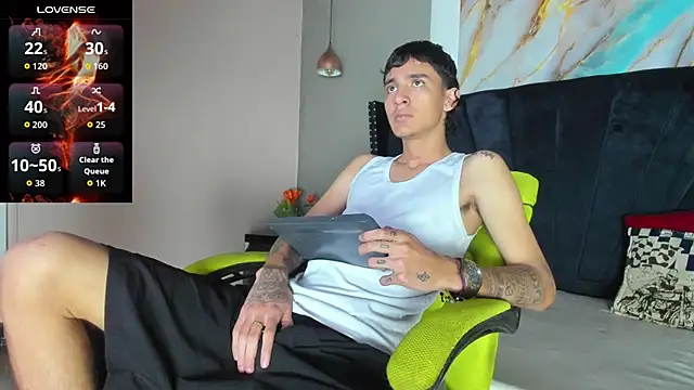 Xanderr owen2 online show from 11-19-25, 08:09