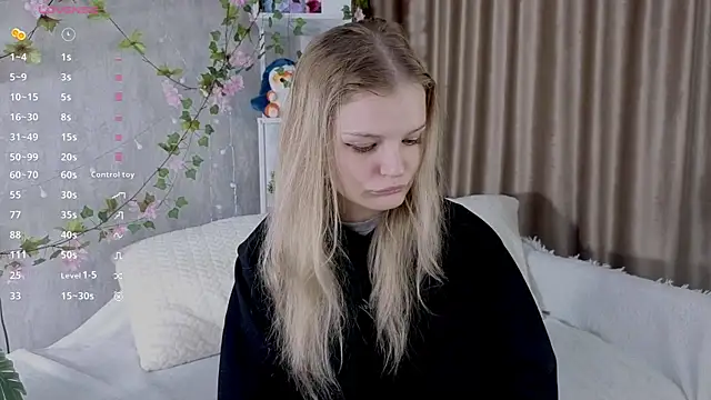 Snapshot of MicheleHonas chatting on 03-13-26, 07:08 MicheleHonas online show from 03-13-26, 07:08