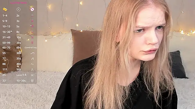 Snapshot of MicheleHonas chatting on 02-01-26, 06:06 MicheleHonas online show from 02-01-26, 06:06