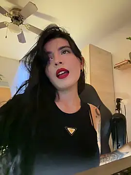 Snapshot of Cristal_Cerati_ chatting on 05-19-26, 10:50 Cristal Cerati online show from 05-19-26, 10:50