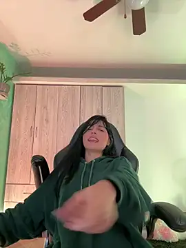 Cristal Cerati  online show from 03-05-26, 10:37