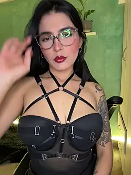 Cristal Cerati  online show from 12-16-25, 02:54