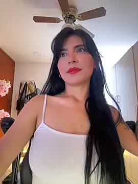 Snapshot of Cristal_Cerati_ chatting on 04-20-26, 07:48 Cristal Cerati online show from 04-20-26, 07:48