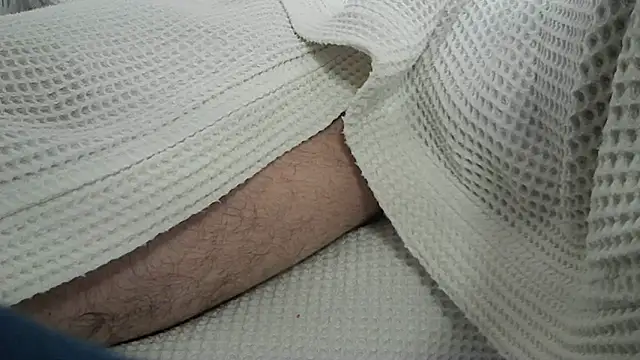 Youngboys30 online show from 04-17-26, 10:34