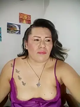 Snapshot of angi_daw chatting on 06-28-26, 03:57 angi daw online show from 06-28-26, 03:57