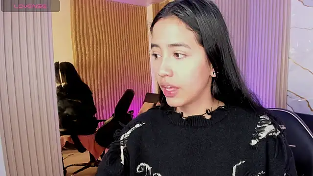 Joselyn tay online show from 06-17-26, 12:04