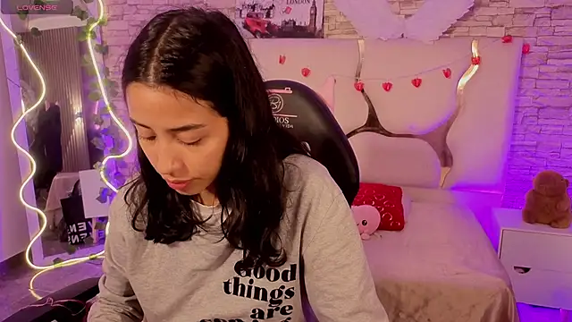 Joselyn tay online show from 02-08-26, 12:03