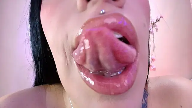 catte jensen online show from 07-22-26, 04:25