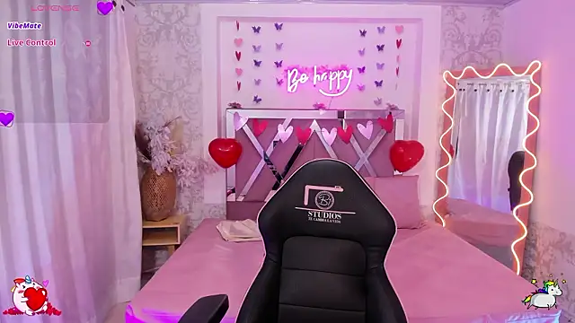 ISABELA TAY online show from 02-23-26, 11:33