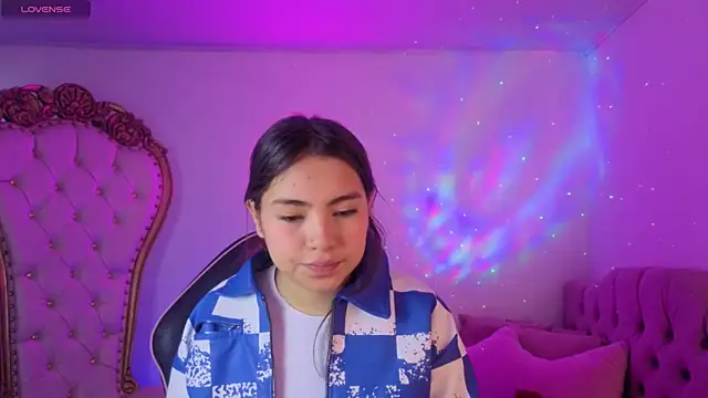 ISABELA TAY online show from 06-20-26, 12:10
