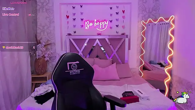 ISABELA TAY online show from 03-14-26, 12:00