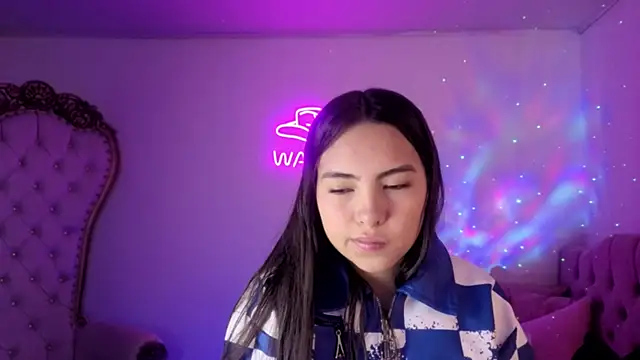ISABELA TAY online show from 06-27-26, 12:00