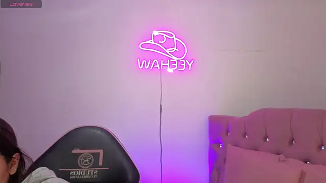 ISABELA TAY online show from 04-17-26, 11:35