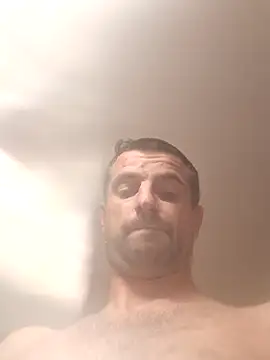 Snapshot of TwardyKierowca chatting on 11-12-25, 07:56 TwardyKierowca online show from 11-12-25, 07:56