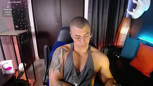 Zed ferrer online show from 06-10-26, 11:22