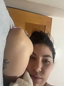 Anna Bitch Disgusting online show from 06-11-26, 04:31