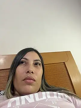 Anna Bitch Disgusting online show from 02-15-26, 04:46