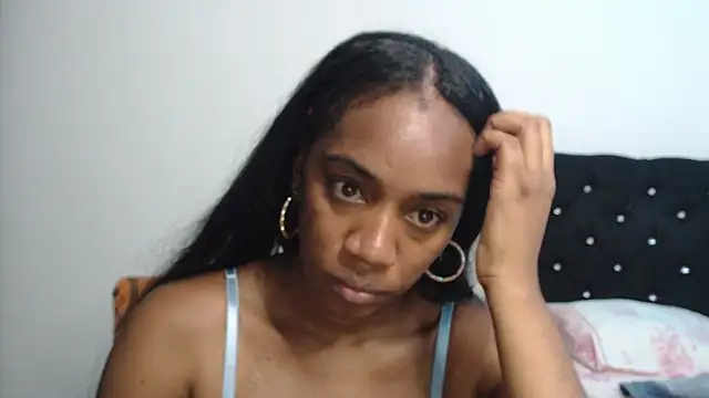 AishaOwens online show from 11-27-25, 07:36