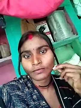 Big Lovexx online show from 12-17-25, 05:45