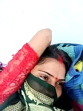 Pushpa hotty online show from 06-27-26, 12:22