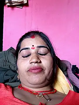 Snapshot of Hot_kamla chatting on 02-15-26, 07:51 Hot kamla online show from 02-15-26, 07:51