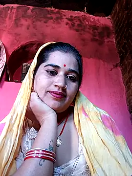 Snapshot of Hot_kamla chatting on 01-17-26, 08:40 Hot kamla online show from 01-17-26, 08:40