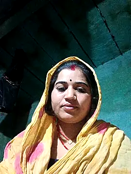 Snapshot of Hot_kamla chatting on 02-24-26, 10:21 Hot kamla online show from 02-24-26, 10:21