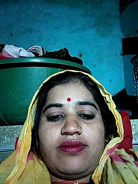 Snapshot of Hot_kamla chatting on 01-19-26, 01:42 Hot kamla online show from 01-19-26, 01:42