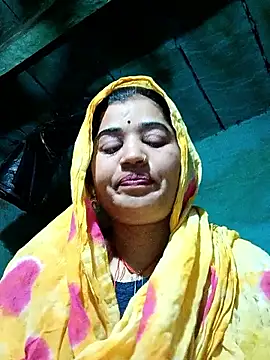 Hot kamla online show from 12-19-25, 11:40