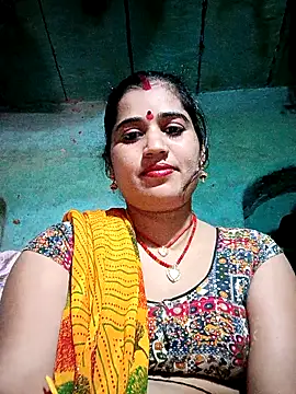 Snapshot of Hot_kamla chatting on 03-01-26, 06:24 Hot kamla online show from 03-01-26, 06:24