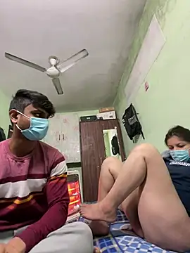 Cute hotzara online show from 01-13-26, 04:49