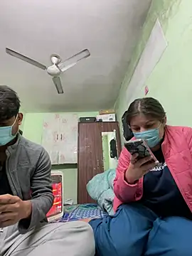 Cute hotzara online show from 01-15-26, 04:49