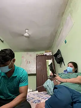 Cute hotzara online show from 03-13-26, 07:02