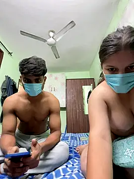 Cute hotzara online show from 11-22-25, 04:33