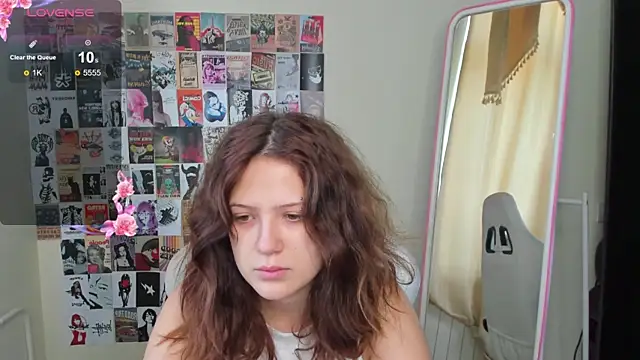 Anora Miller online show from 11-29-25, 08:03