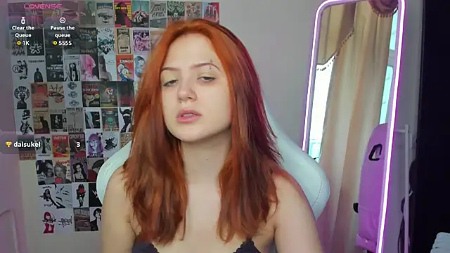 Anora Miller online show from 12-15-25, 08:20