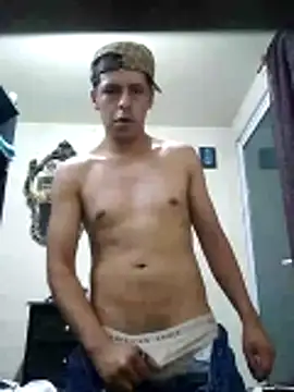 Snapshot of Junior_47 chatting on 05-29-26, 02:50 Junior 47 online show from 05-29-26, 02:50